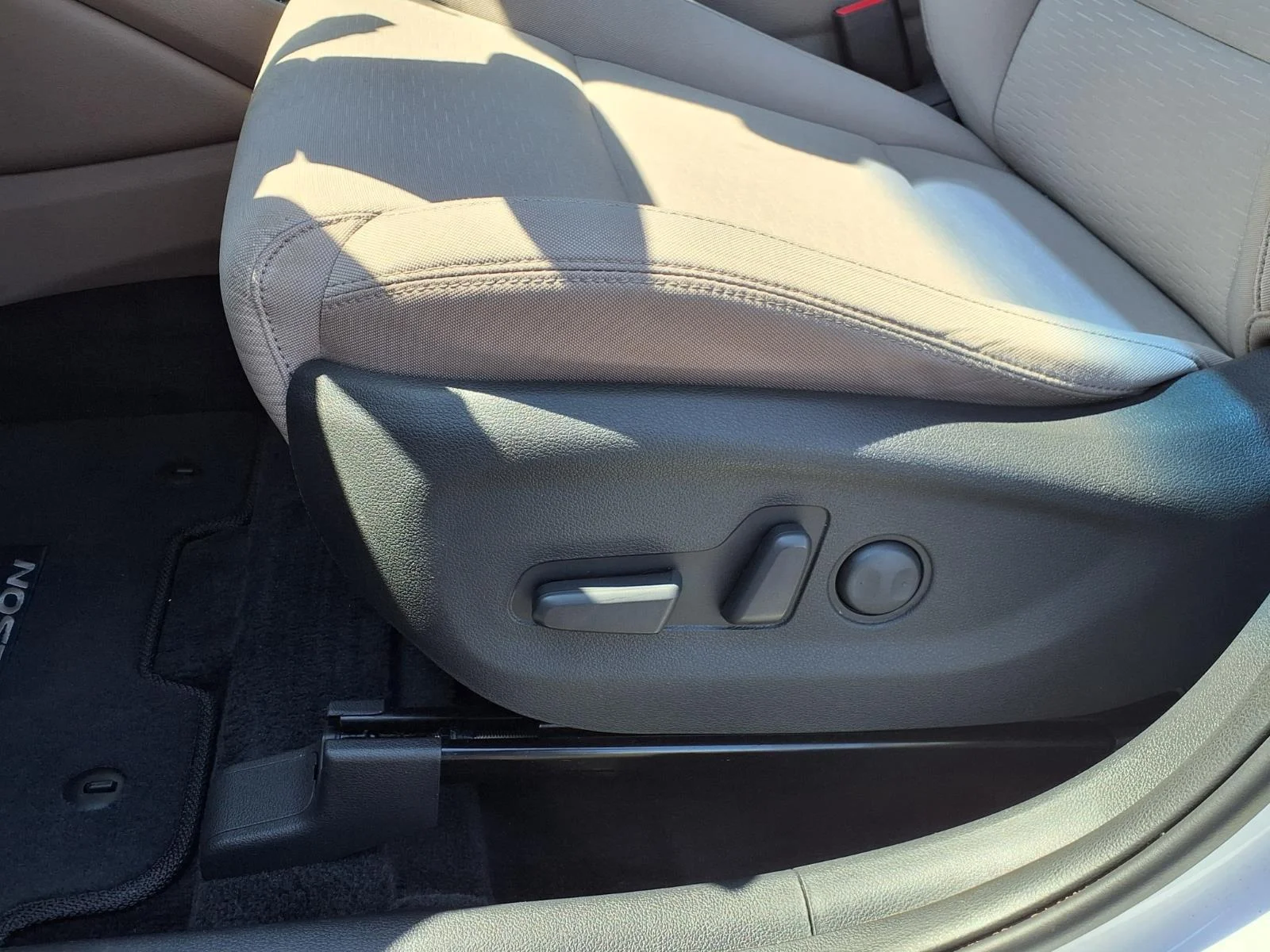 Used 2020  HYUNDAI VALUE FWD image 22