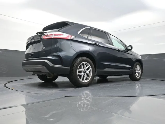 Used 2024 Blue Ford SEL image 36