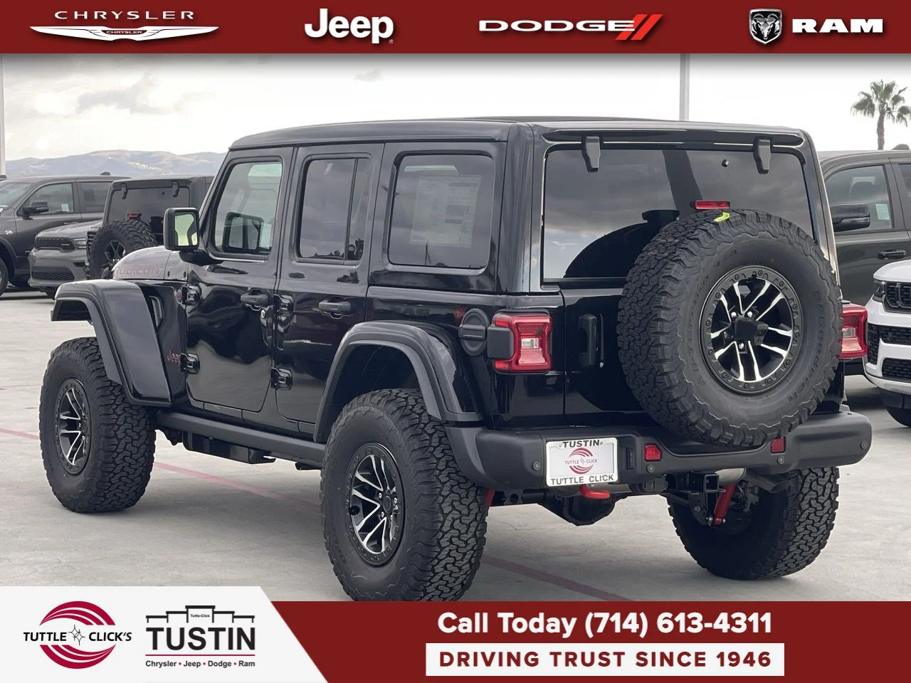 New 2027 Black Clear-Coat Paint Jeep Rubicon X image 10