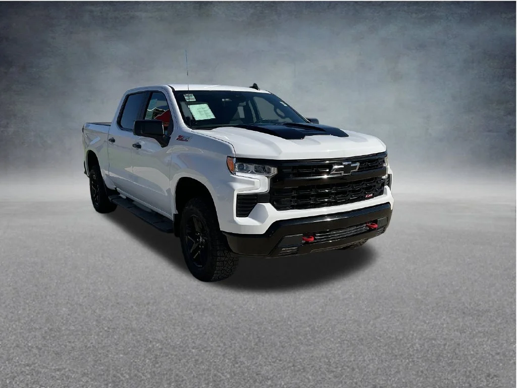 Used 2024 White Chevrolet LT Trail Boss image 1