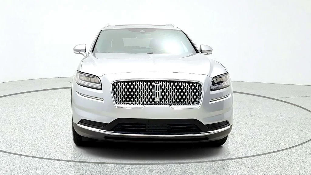 Used 2023 Silver Radiance Metallic Clearcoat Lincoln Reserve AWD w/ 20