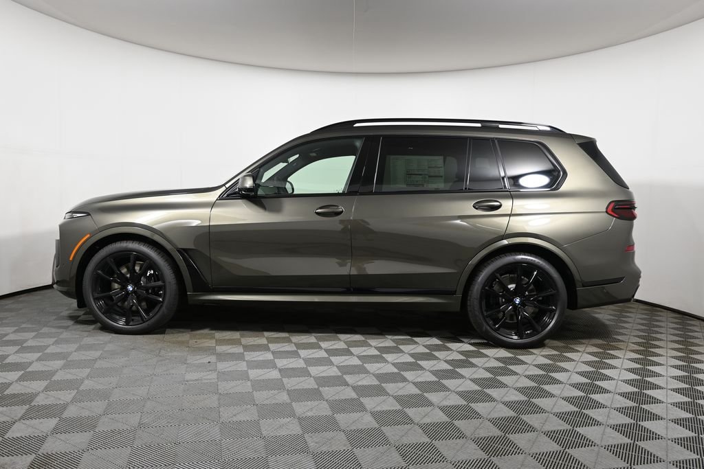 New 2027 Green Metallic BMW xDrive40i image 2