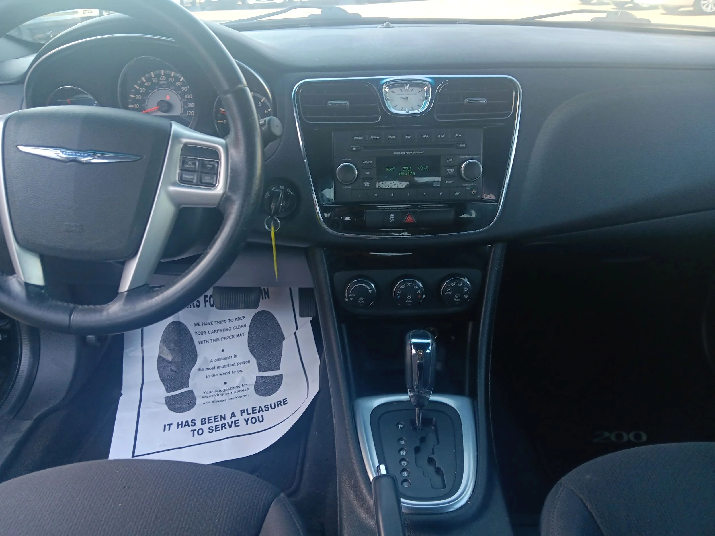 Used 2013 Black Chrysler Touring image 11