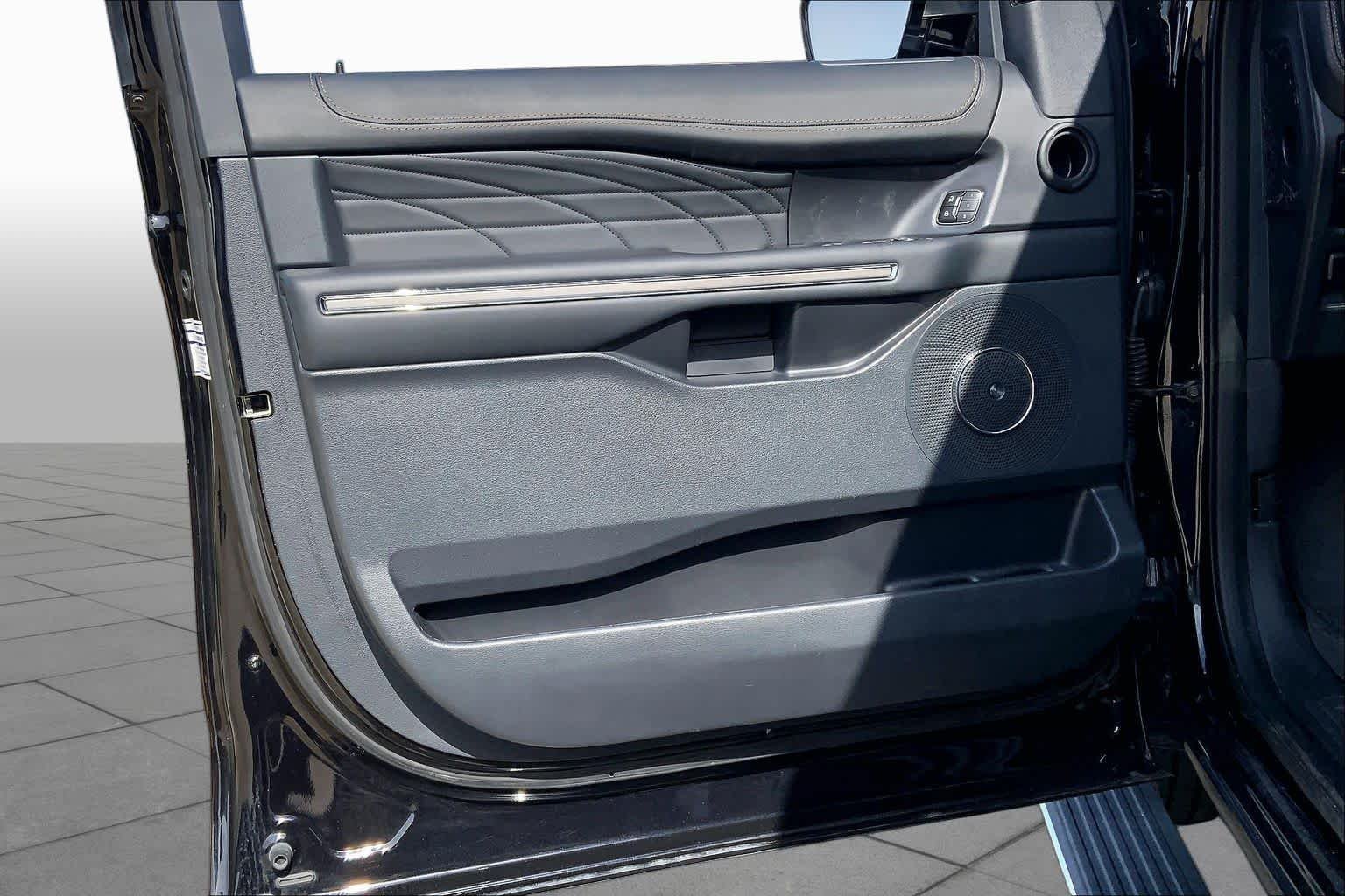 2023 Ford Expedition Platinum - Photo 22