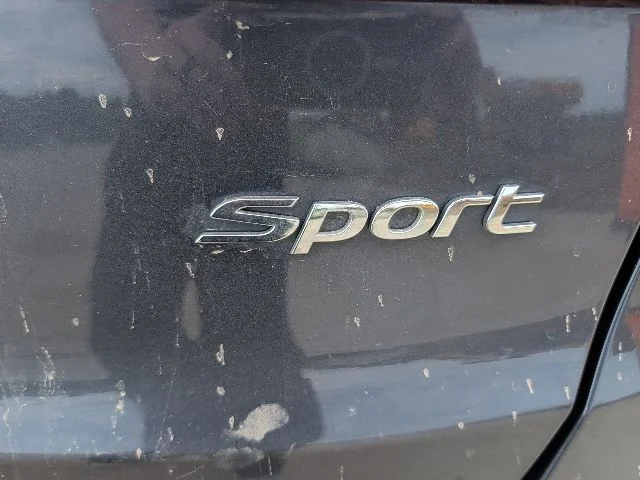 Used 2018 Blue Hyundai 2.4 Base image 5