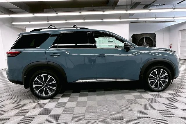 New 2026 Baltic Teal Nissan Platinum image 18