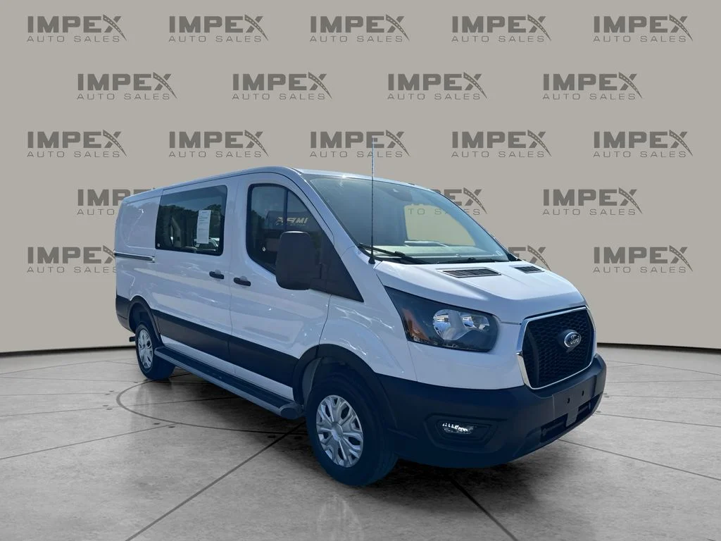 Used 2025 White Ford Base image 7
