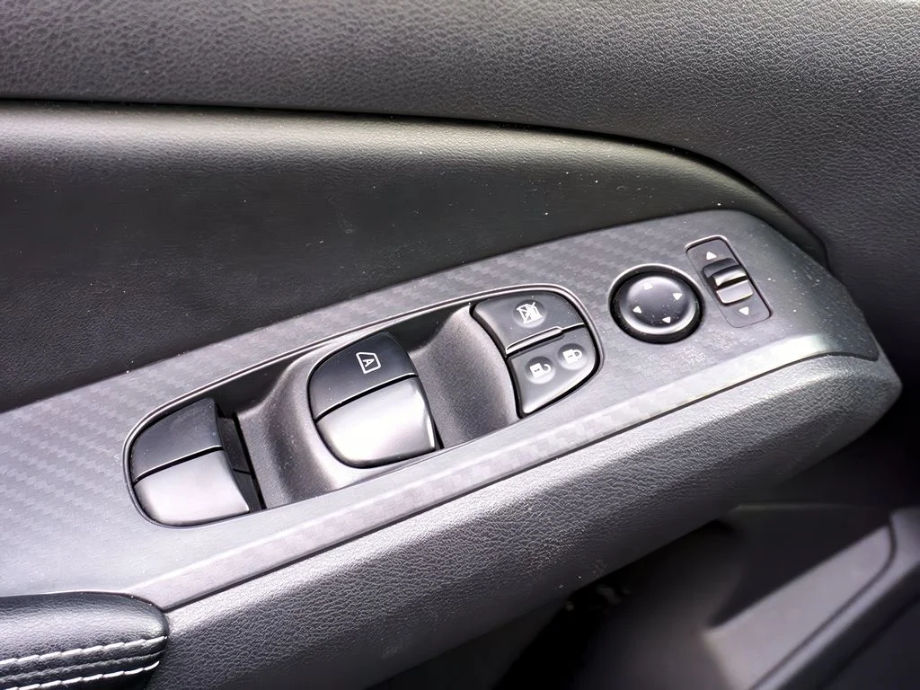2025 Nissan Altima SV - Photo 19