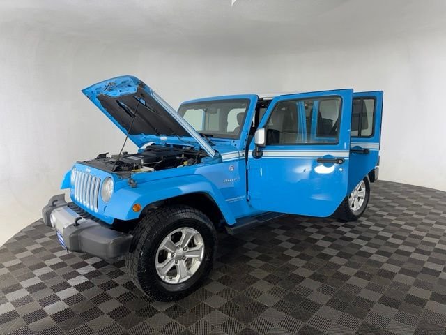 Used 2017 Blue Jeep Unlimited Sahara image 12