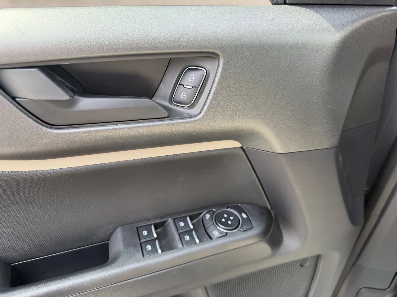 New 2026 Carbonized Gray Metallic Ford Big Bend® image 4