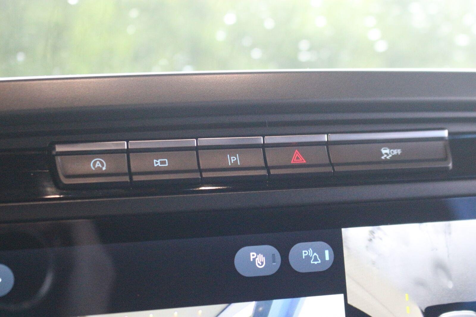 Used 2024 White Ford XLT image 24