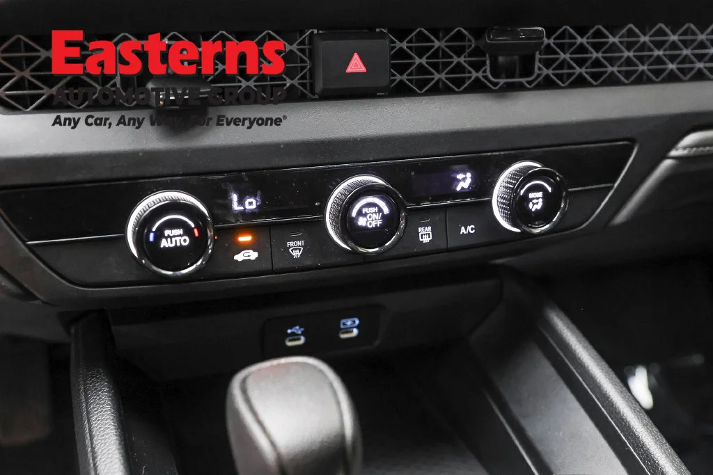 Used 2025 Silver Honda LX image 19