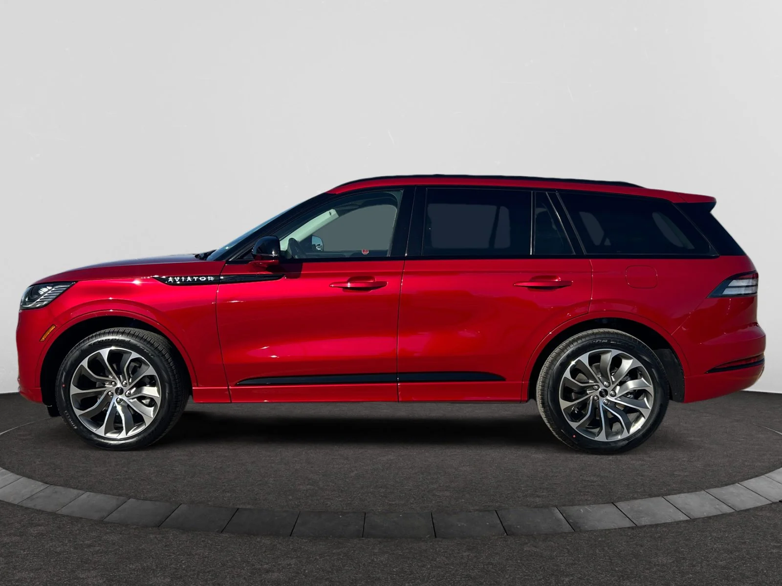 New 2026 Red Carpet Tinted Clearcoat Lincoln Premiere image 2