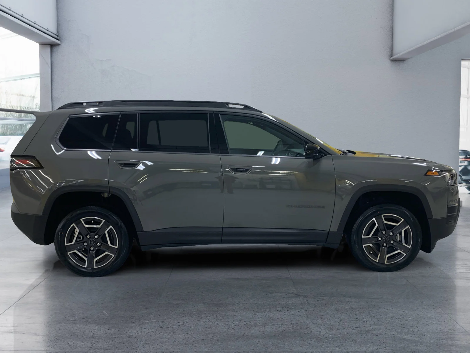 New 2026 Sting-Grey Jeep Laredo image 6