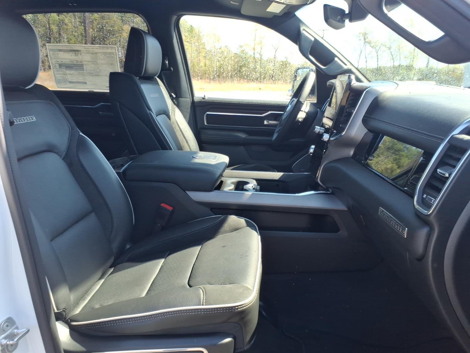 New 2026 Bright White Clear-Coat Exterior Paint RAM Laramie image 18