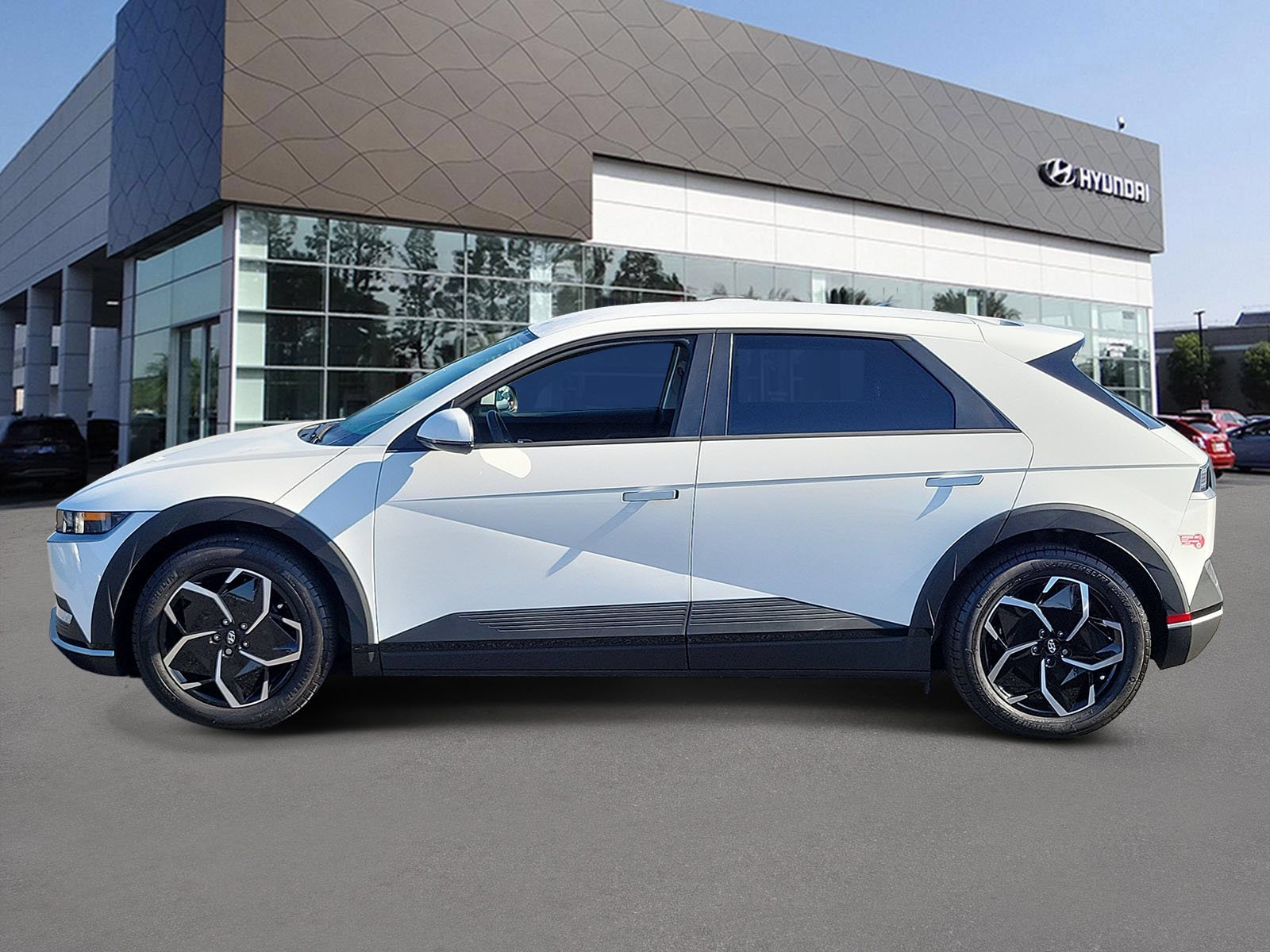 2024 Hyundai IONIQ 5 SEL - Photo 3