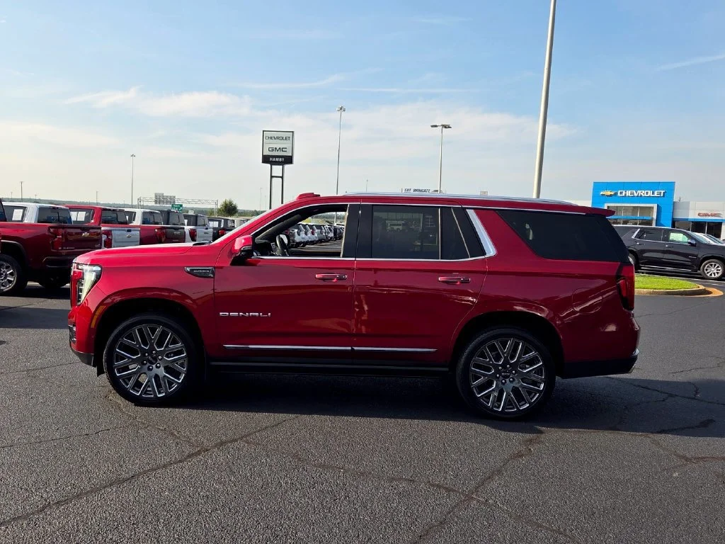 Used 2026 Volcanic Red Tintcoat GMC Denali Ultimate image 4