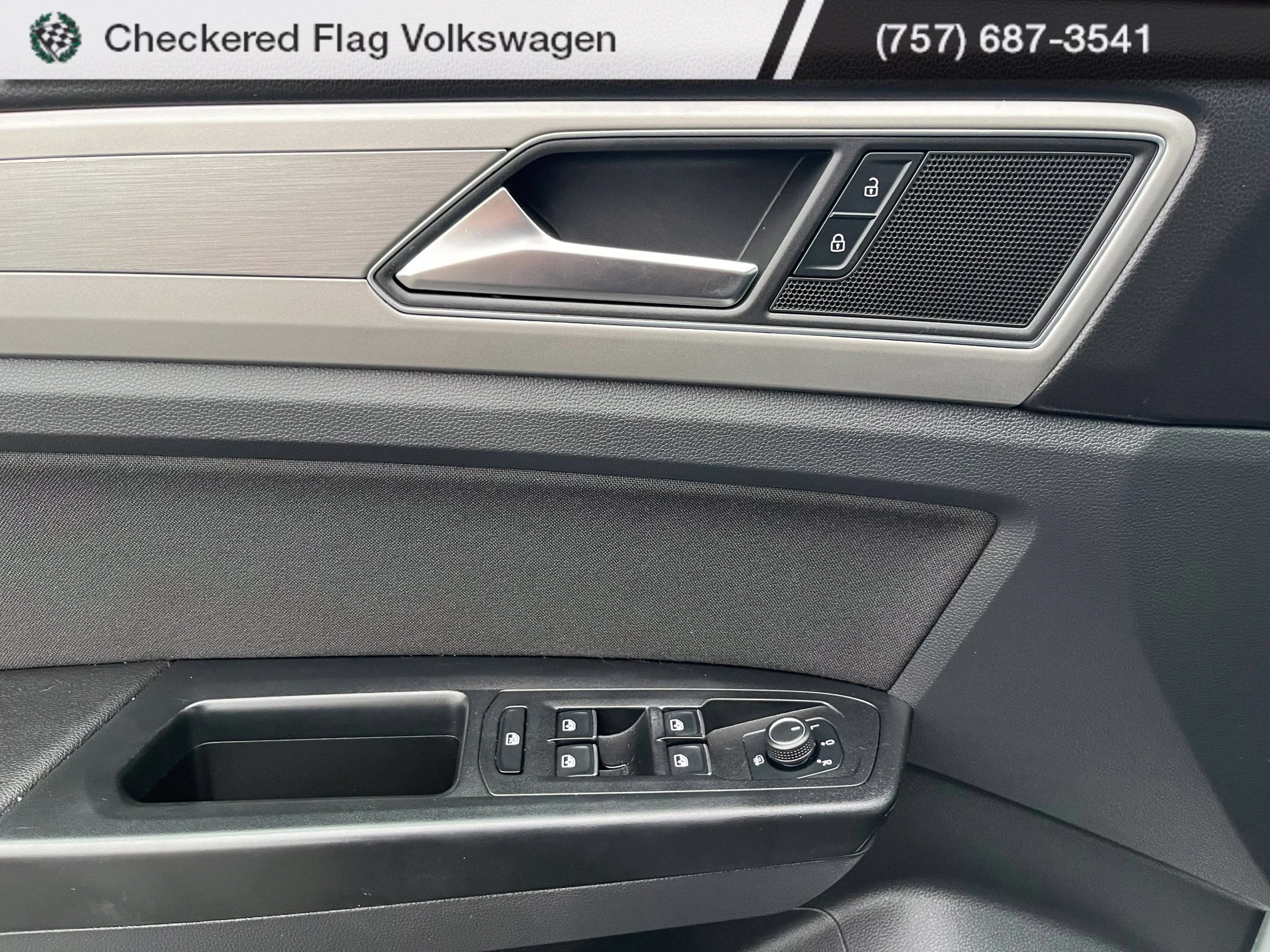 Used 2019 Pure White Volkswagen 2.0T S image 13