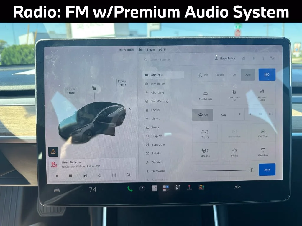 Used 2018  Tesla  image 4