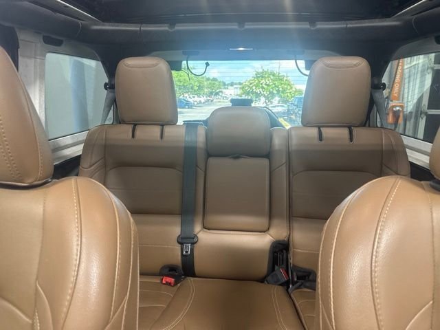 Used 2020 Black Jeep Unlimited Sahara image 16