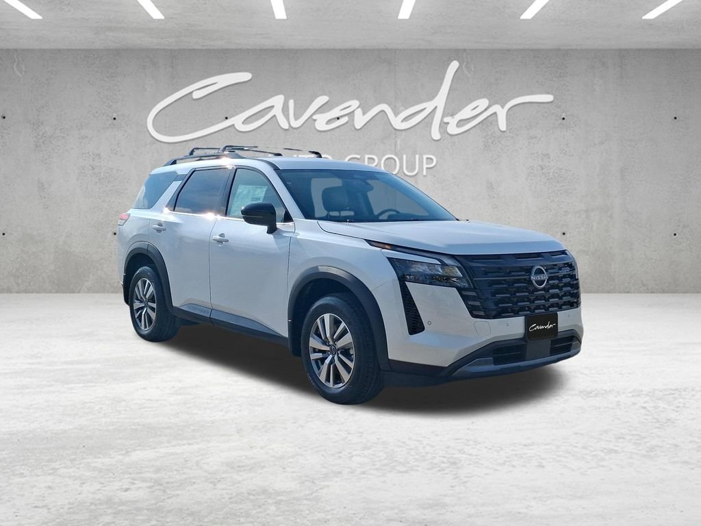 New 2026 Everest White Pearl TriCoat Nissan SL image 2