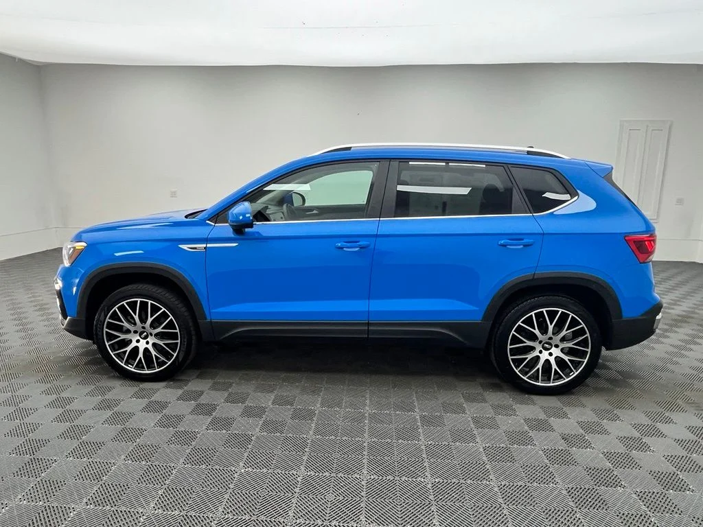 Used 2024 Blue Volkswagen 1.5T SE image 13