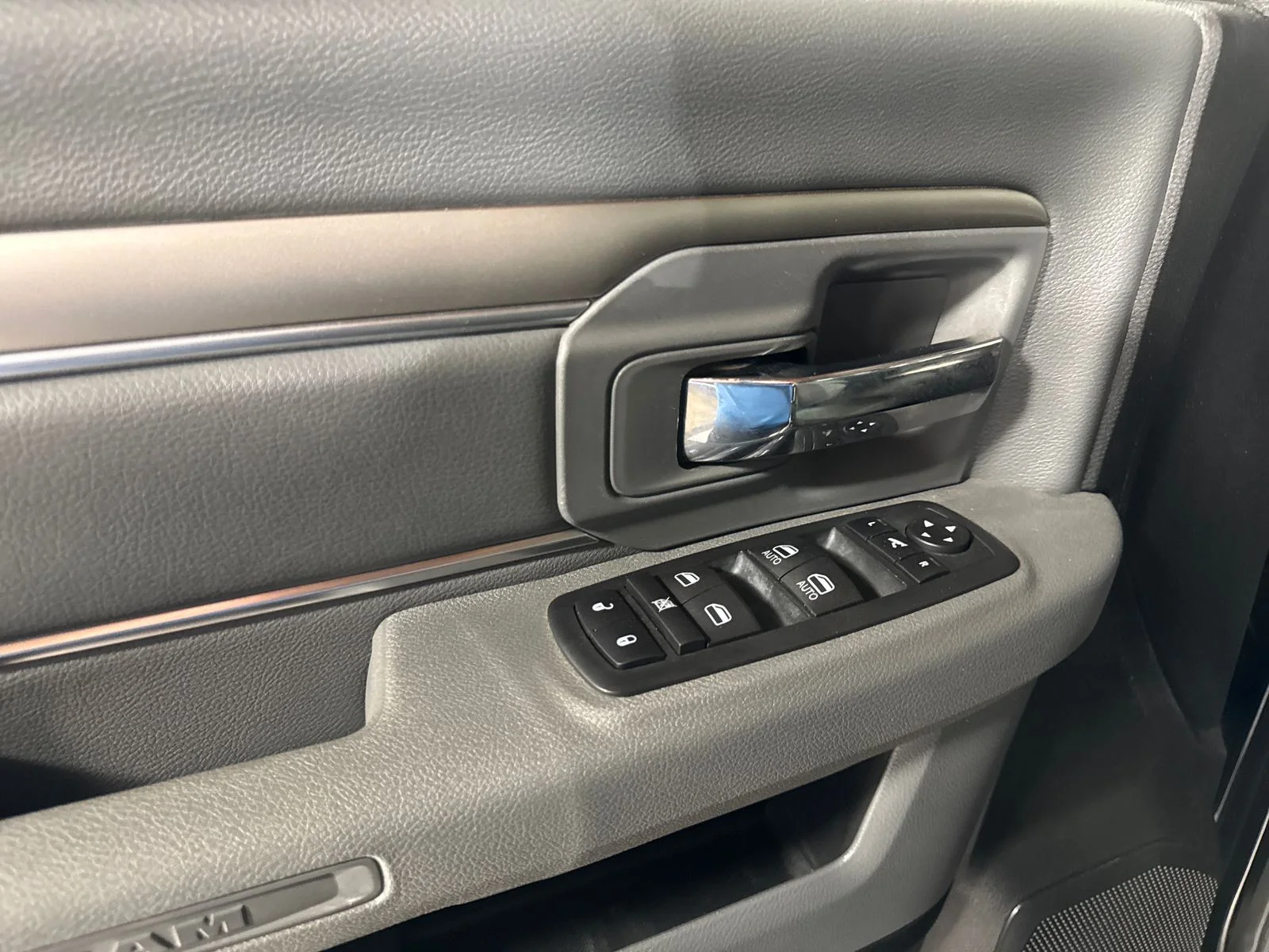 Used 2020 Black Ram SLT image 16