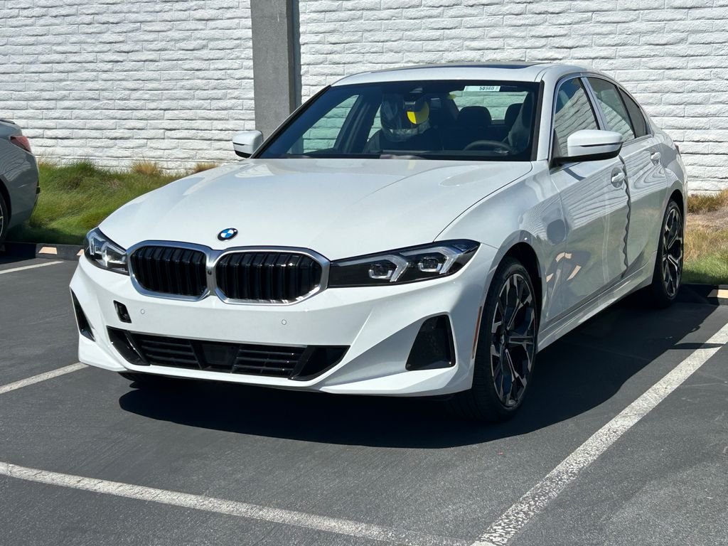 New 2026 Alpine White BMW 330i image 2