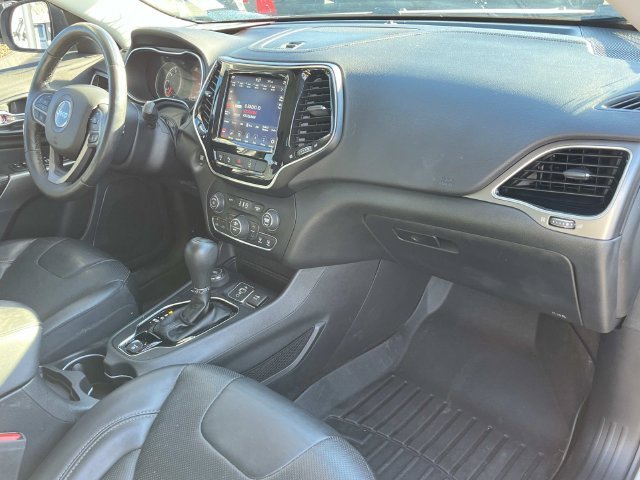 Used 2019 White Jeep Limited image 23
