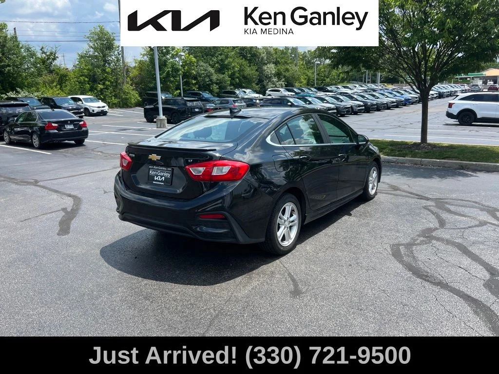 Used 2016 Black Chevrolet LT image 5