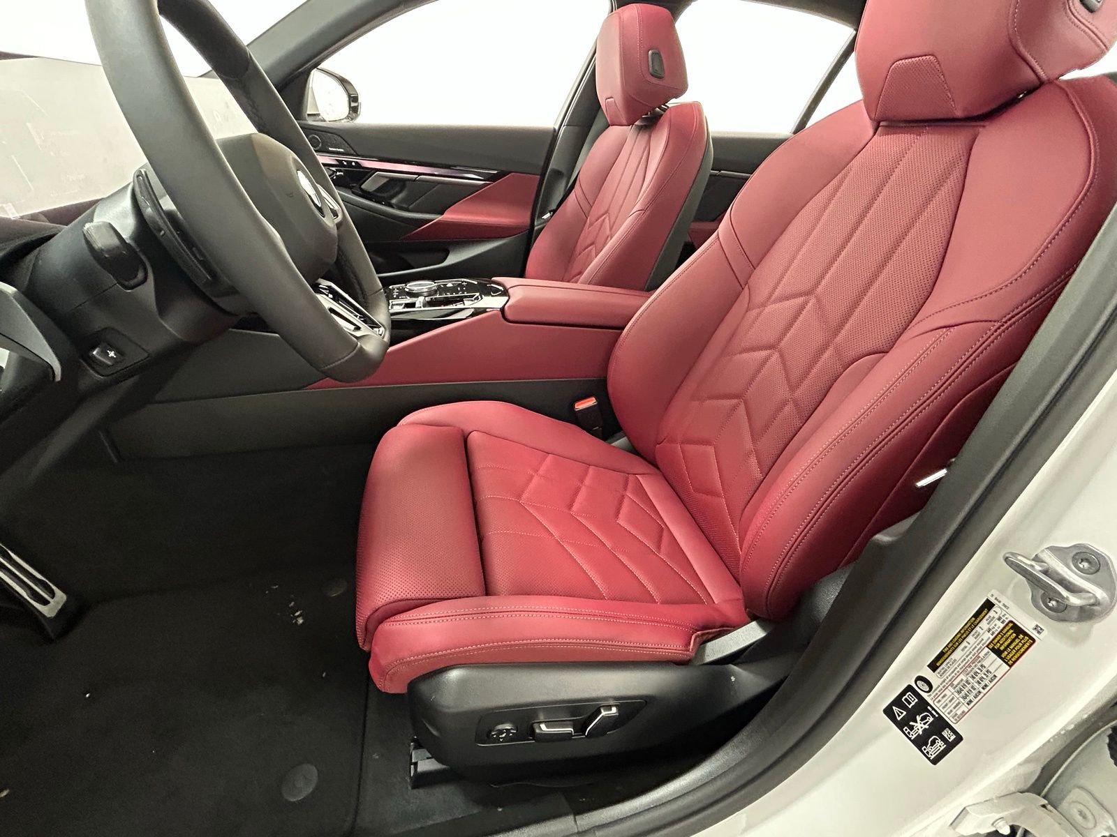 New 2026 Alpine White BMW 530i xDrive image 29
