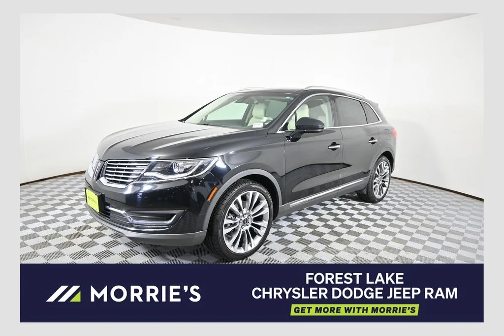 Used 2016 Black Lincoln Reserve image 1