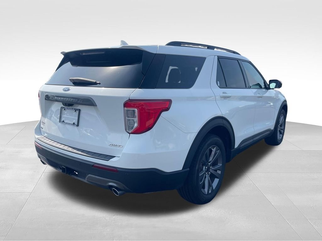 Used 2023 White Ford XLT image 5