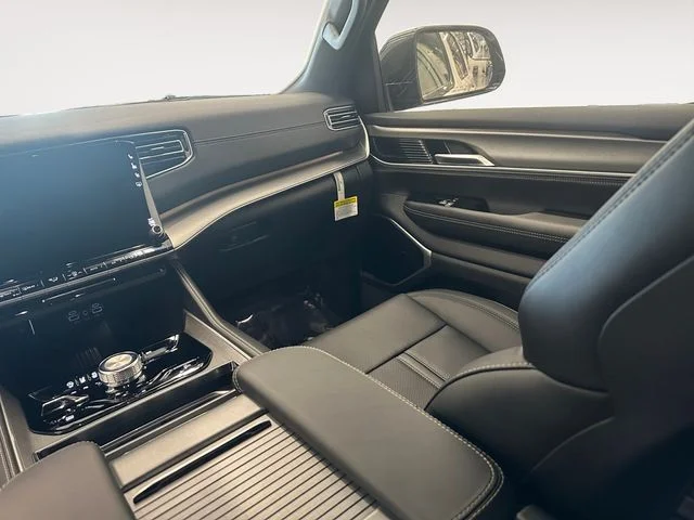 New 2026 White Jeep Limited Altitude image 11
