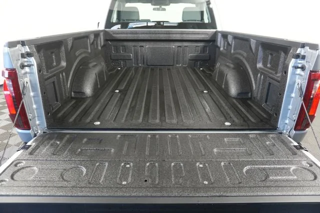 New 2026 Iconic Silver Metallic Ford XL image 23