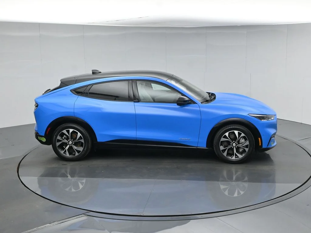Used 2023 Blue Ford Premium image 52