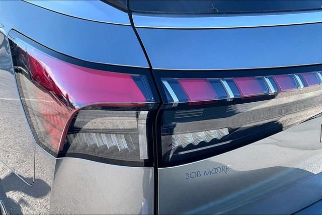 Used 2026 Silver INFINITI LUXE image 30