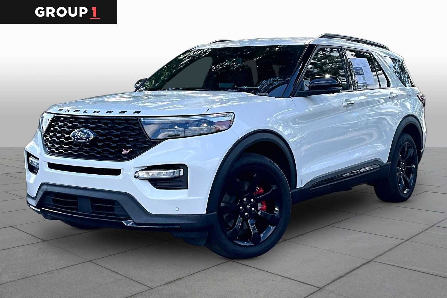 2023 Ford Explorer ST 4WD's photo