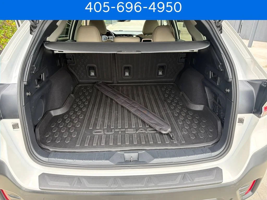 Pre-Owned 2020 Subaru Outback Limited