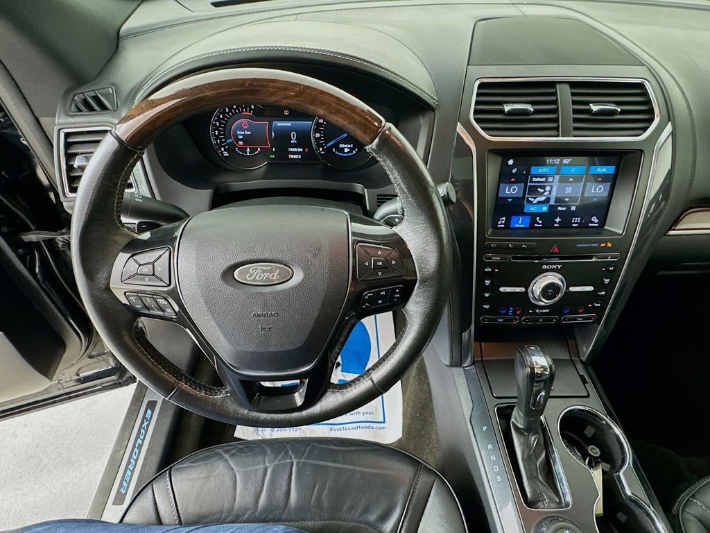 Used 2017 Shadow Black Ford Platinum image 12