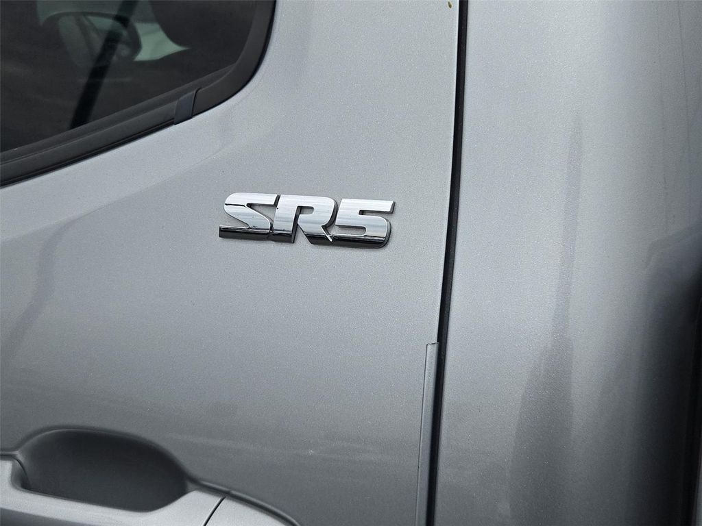 2022 Toyota Tacoma SR5 - Photo 21