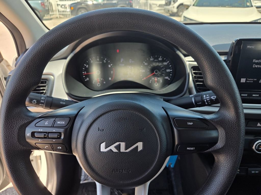 Used 2023 White Kia LX image 28