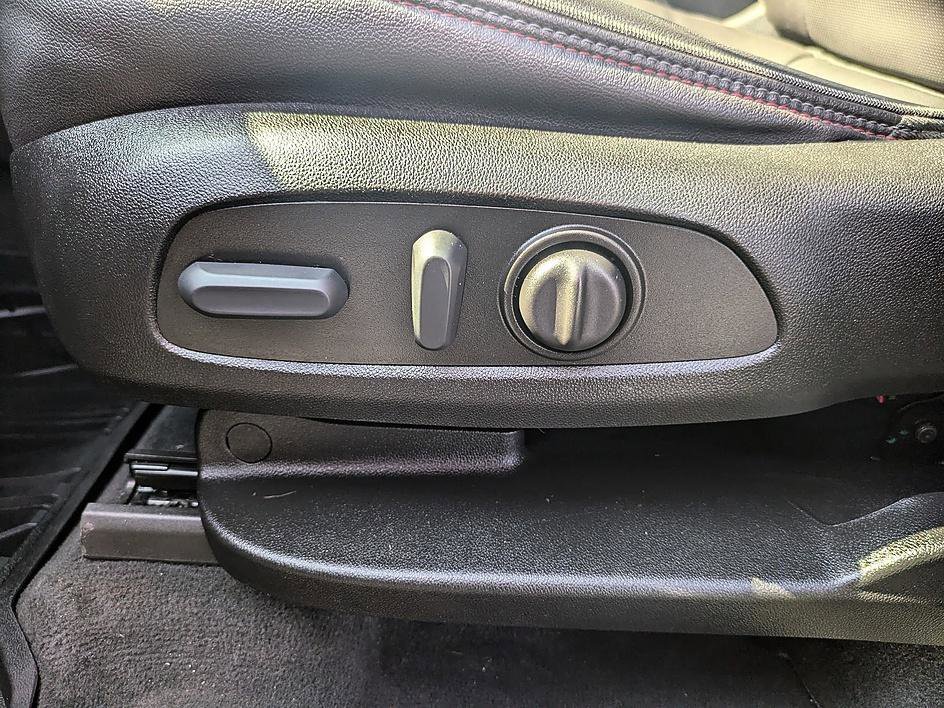 2023 Chevrolet Traverse RS - Photo 12