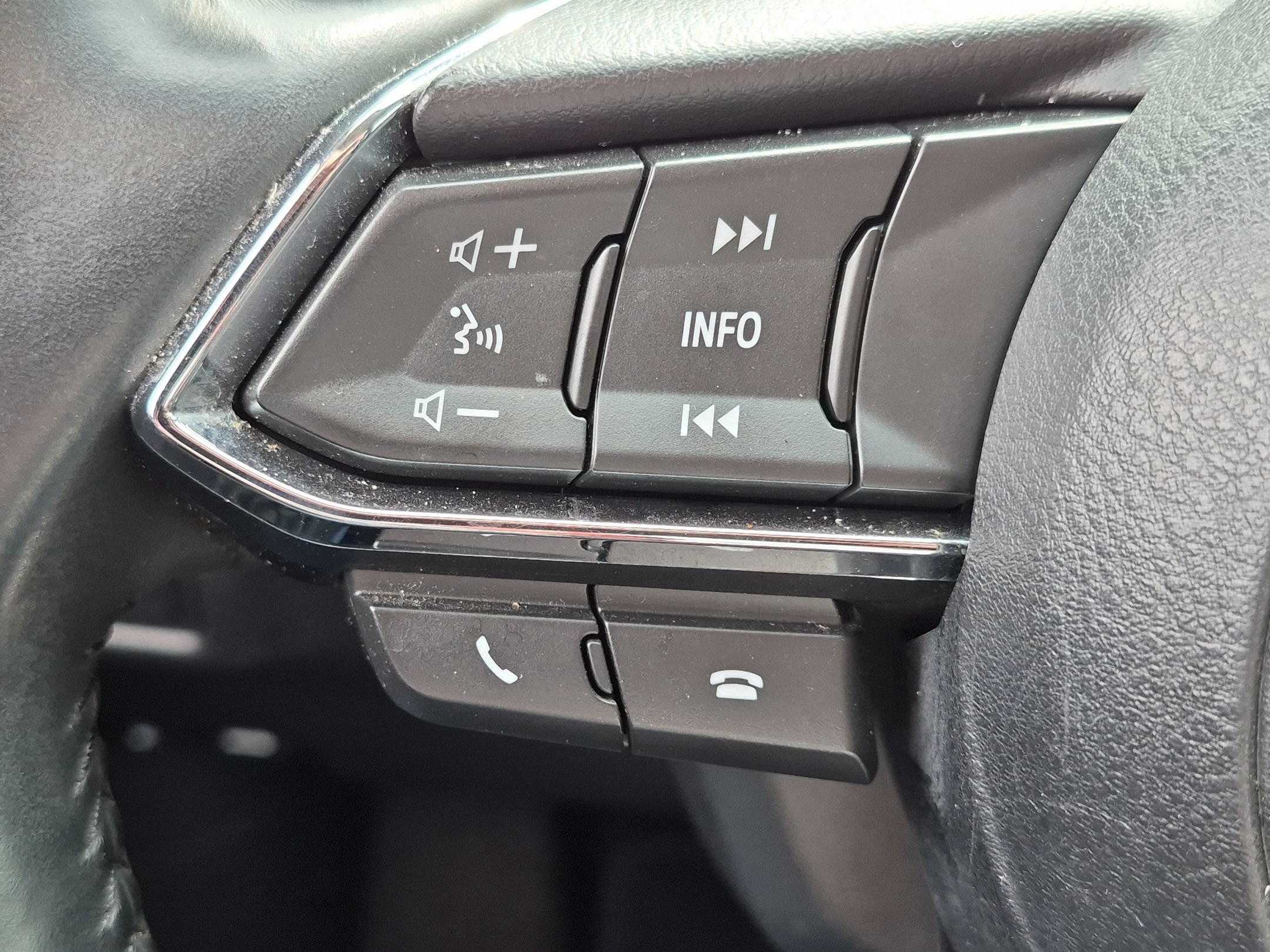 Used 2019 Deep Crystal Blue Mica Mazda Grand Touring Reserve image 17