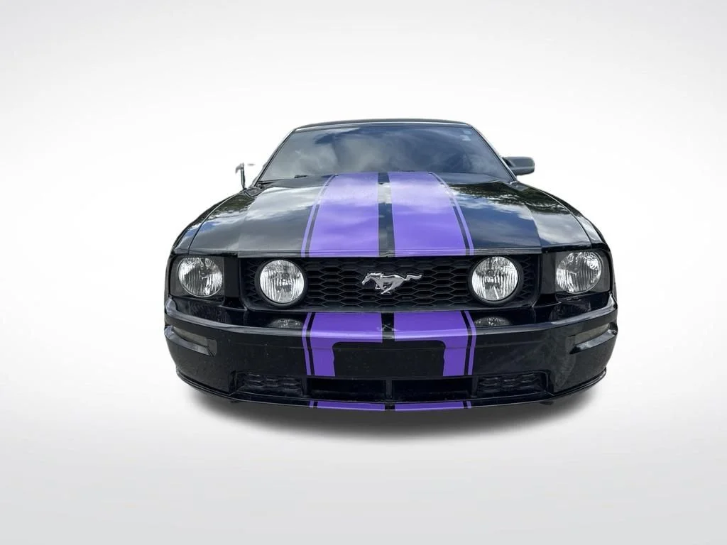 Used 2006 Black Clearcoat Ford  image 3