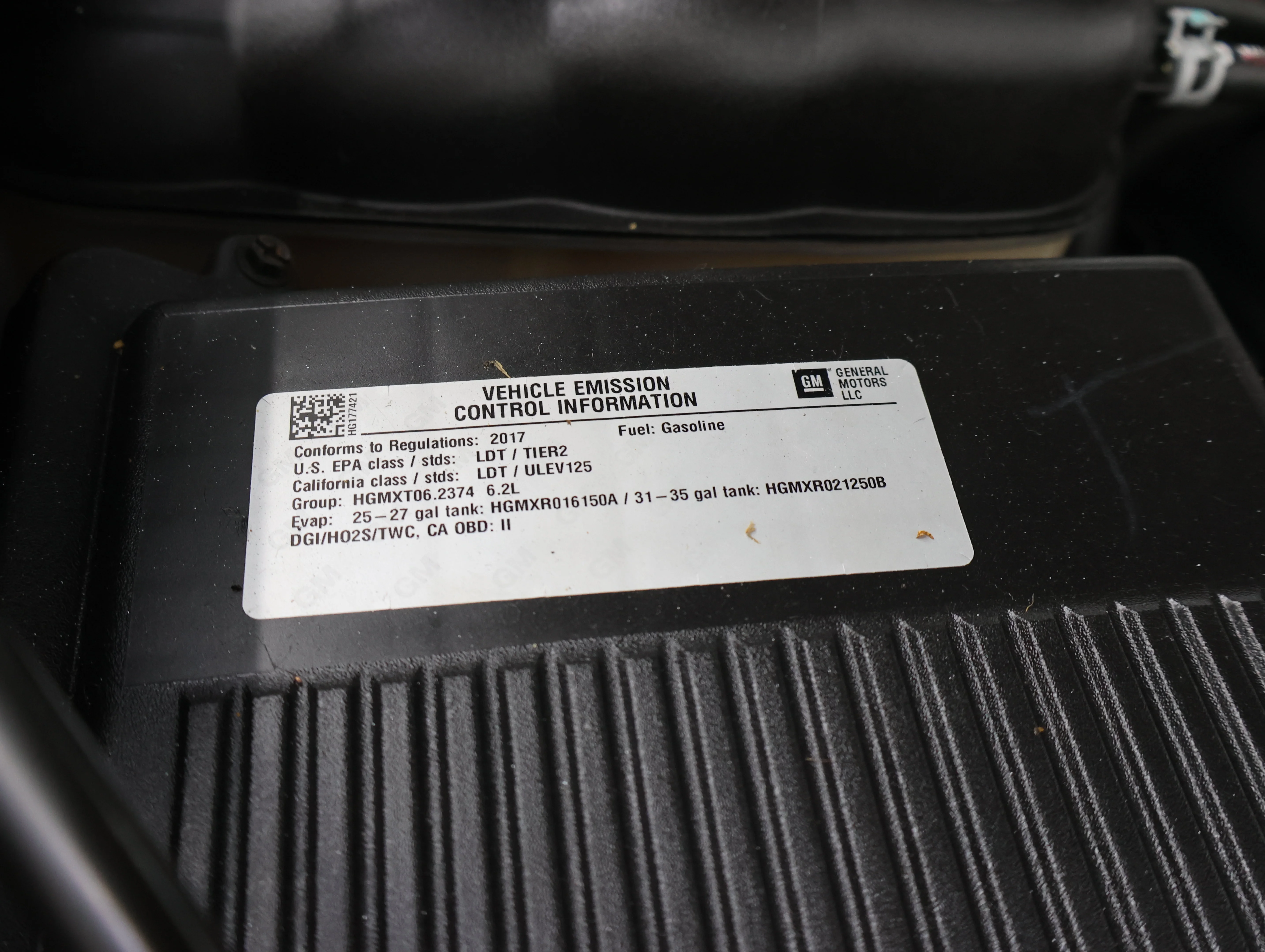 Used 2017 Onyx Black GMC SLT image 19
