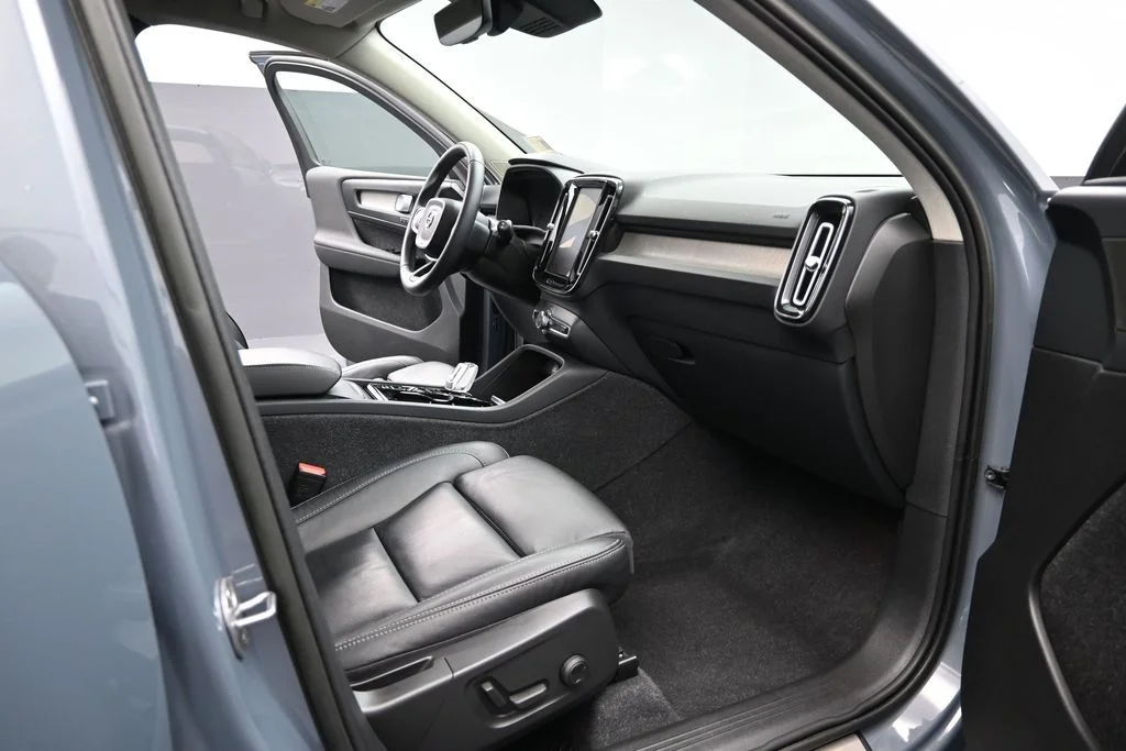 Certified Used 2023 Thunder Grey Volvo Ultimate image 21