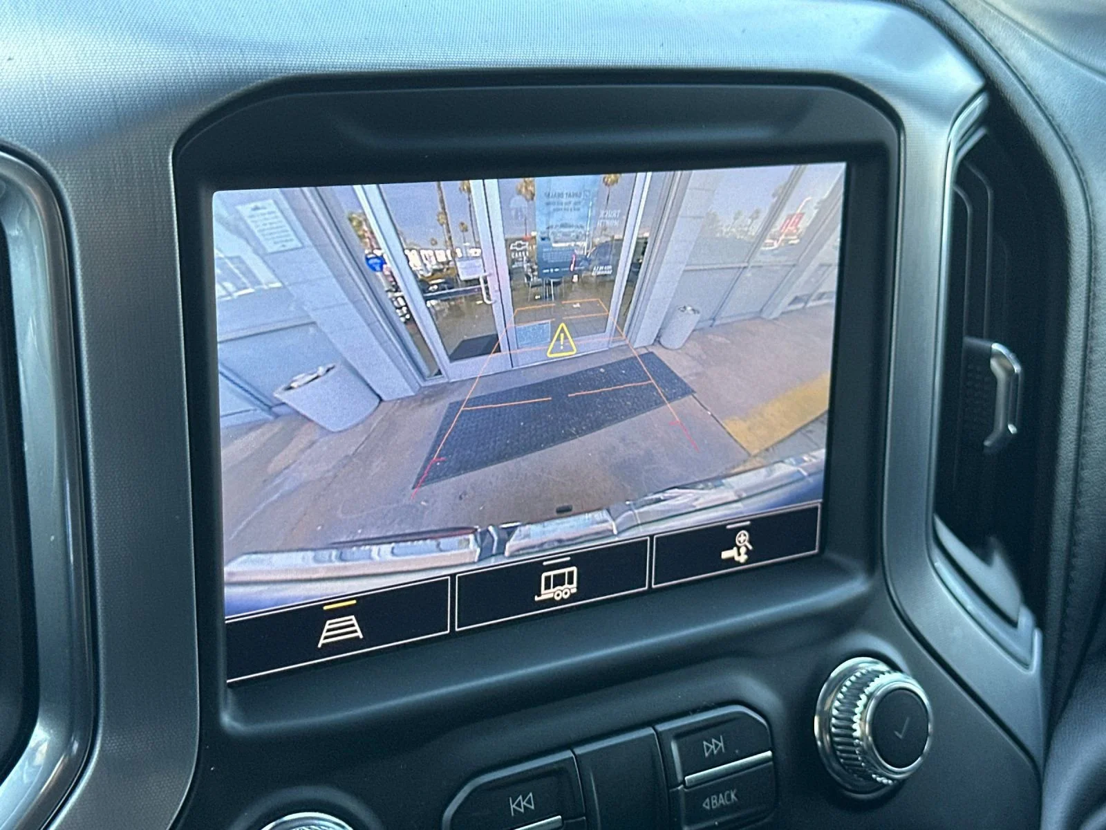 Used 2022 Summit White GMC SLT image 18