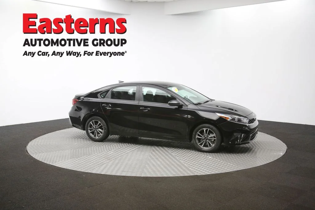 Used 2024 Black Kia LXS image 46