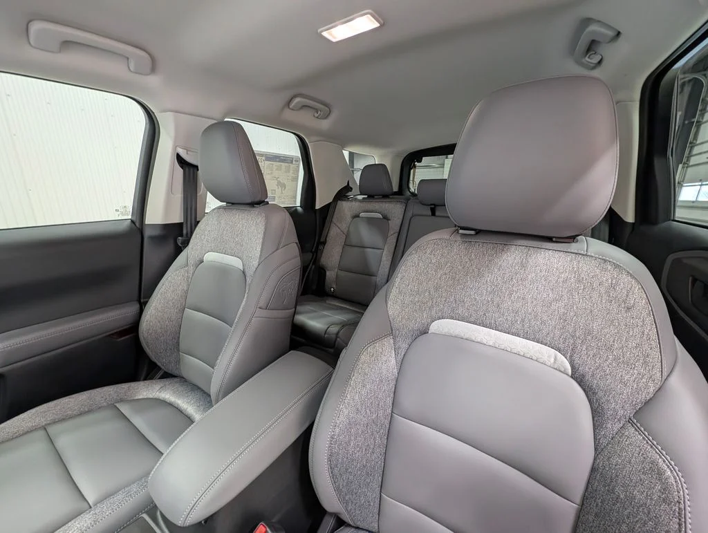 New 2026 Oxford White Ford Badlands® image 13